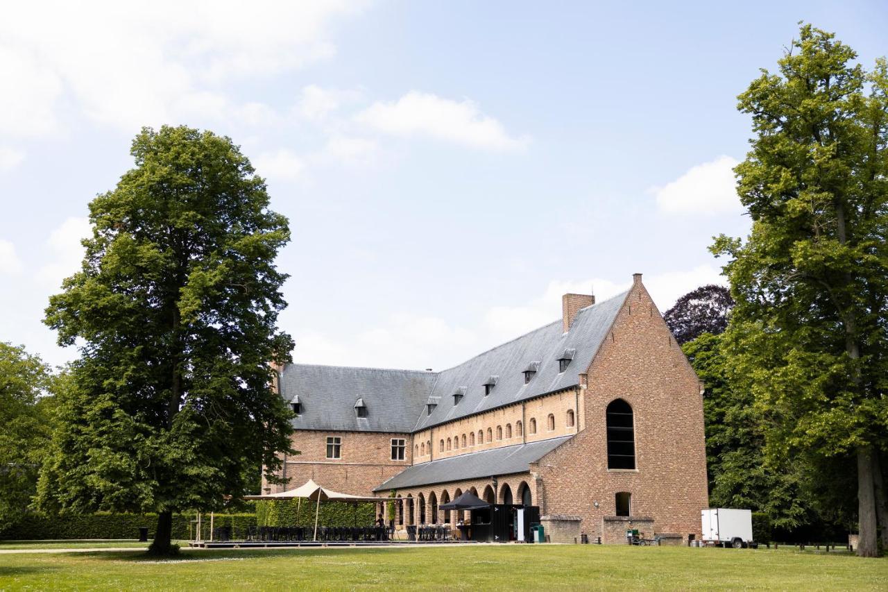 Priorij Corsendonk Hotell Oud-Turnhout Eksteriør bilde