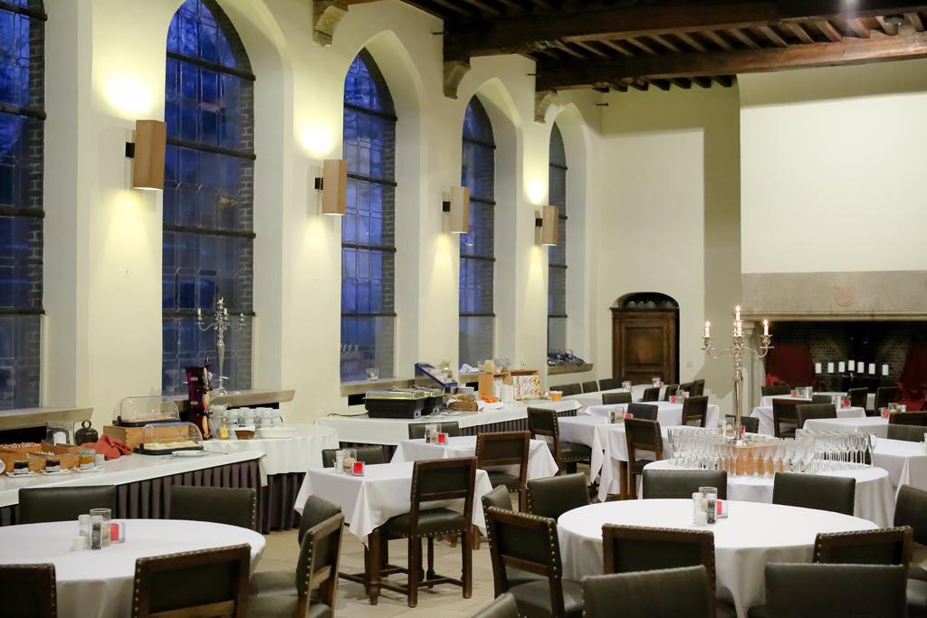 Priorij Corsendonk Hotell Oud-Turnhout Eksteriør bilde