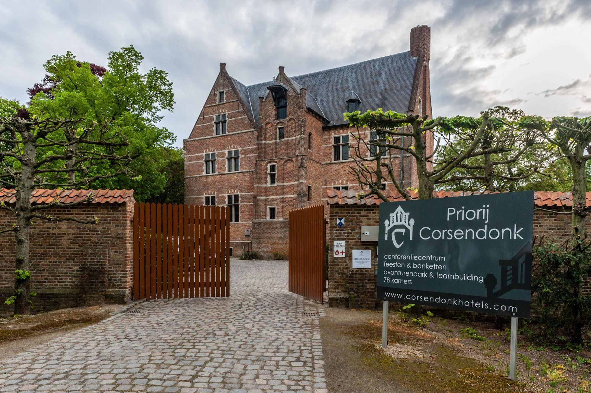 Priorij Corsendonk Hotell Oud-Turnhout Eksteriør bilde